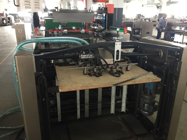 Varnish JB - Envernizadora Serigráfica Automática