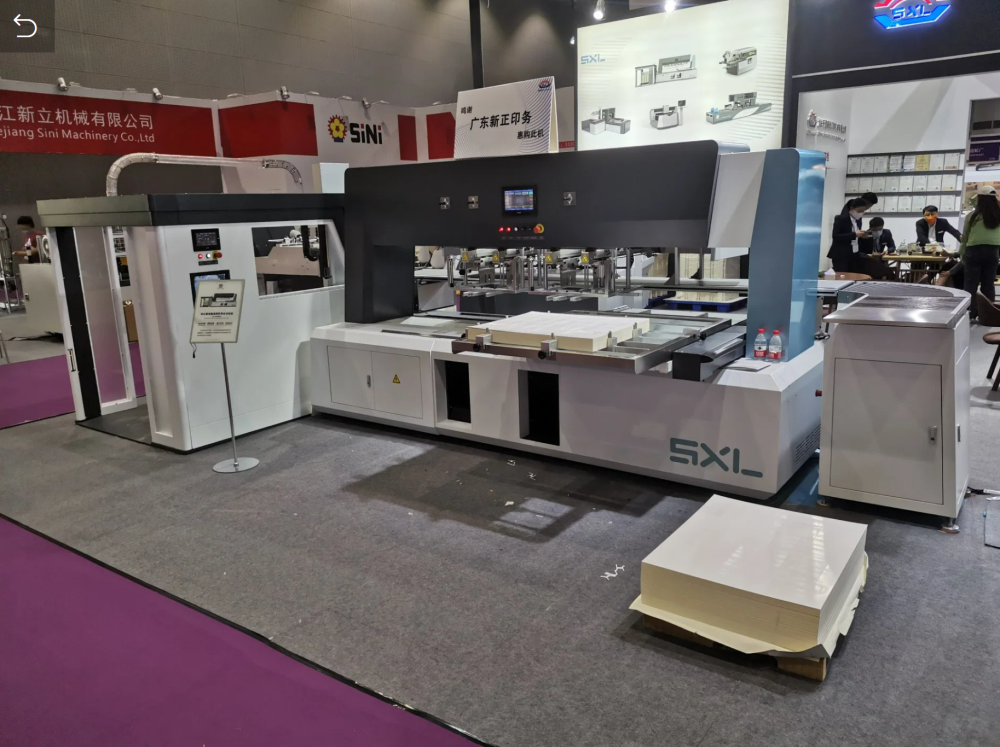 EasyCut Blank 1020 - Destacador Automático de Aparas